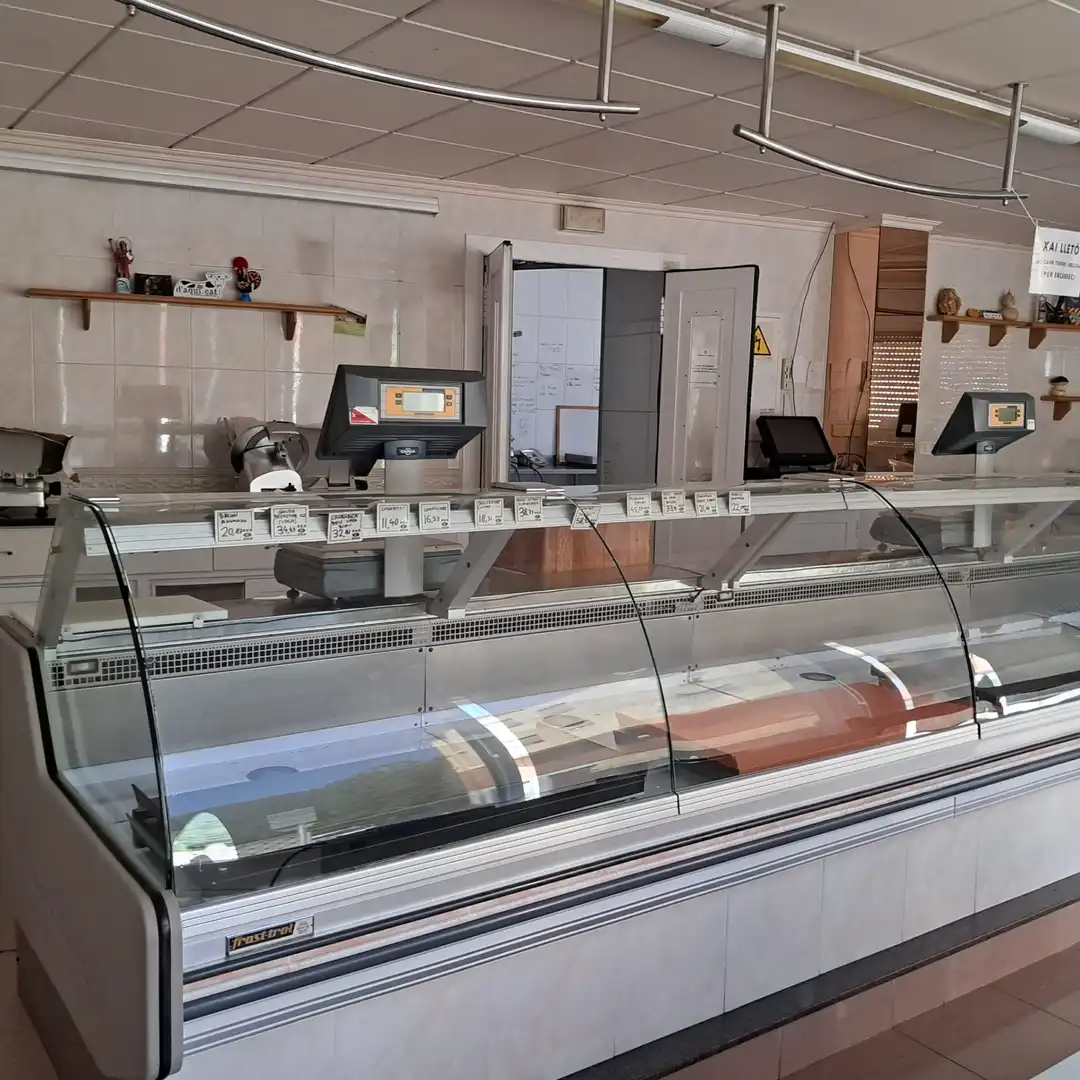 Local en venda en Sant Joan Les Fonts amb Aire condicionat, Calefacció i Alarma