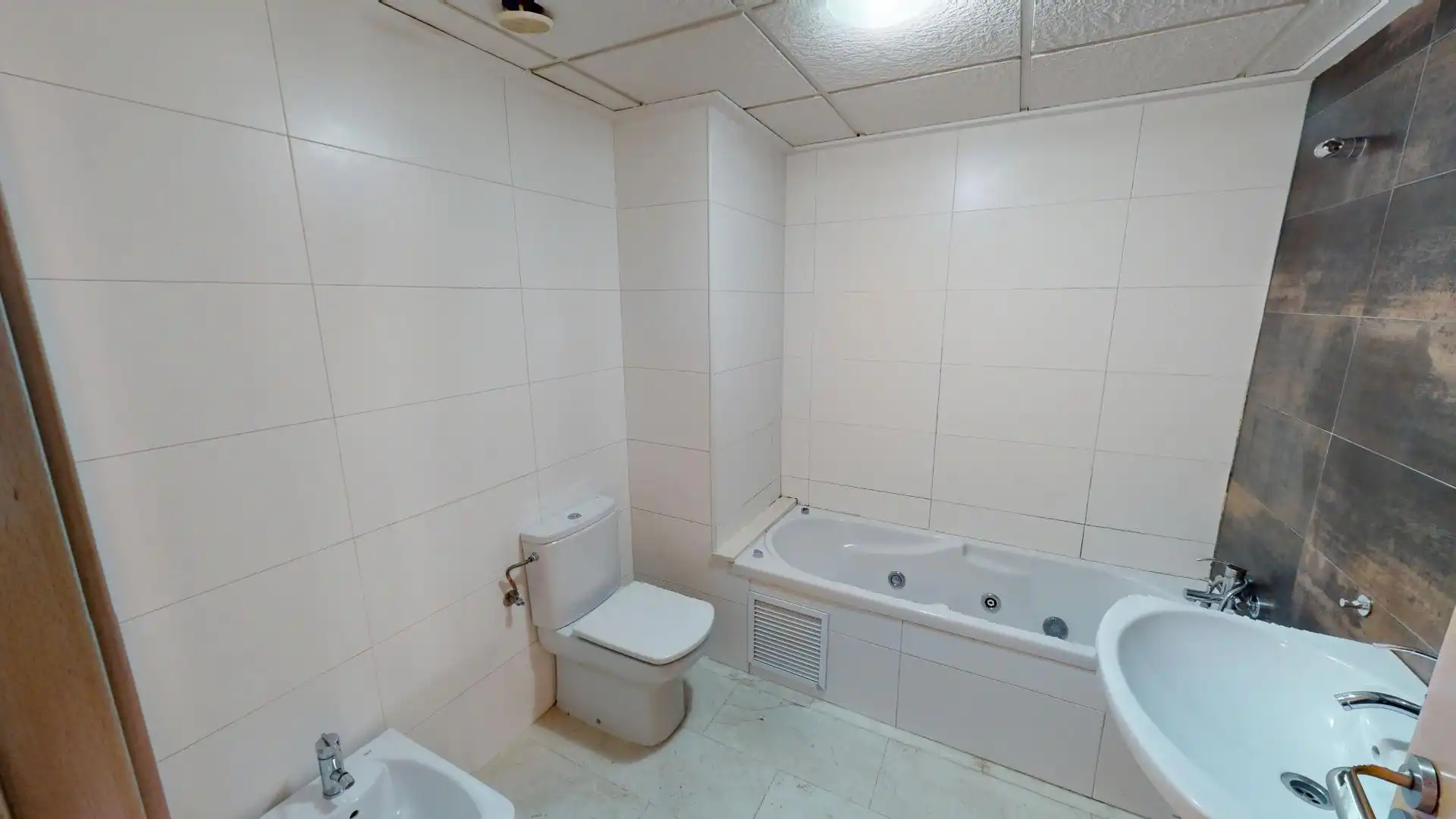 Baño de Dúplex en venta en Oliva con Aire acondicionado, Calefacción y Terraza
