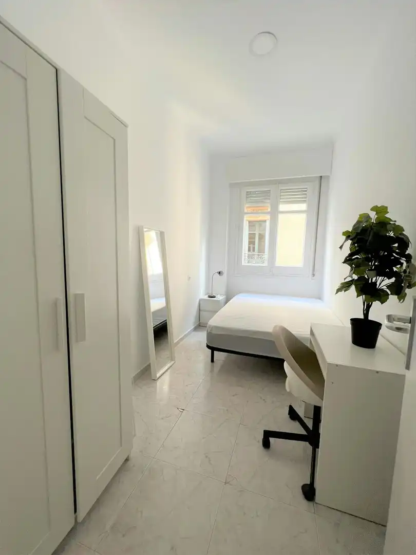 Habitación de Piso para compartir en Barcelona con Calefacción, Amueblado y Lavadora