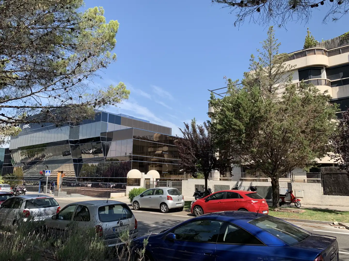 Aparcamiento con ascensor en venta en Europa, imagen 2