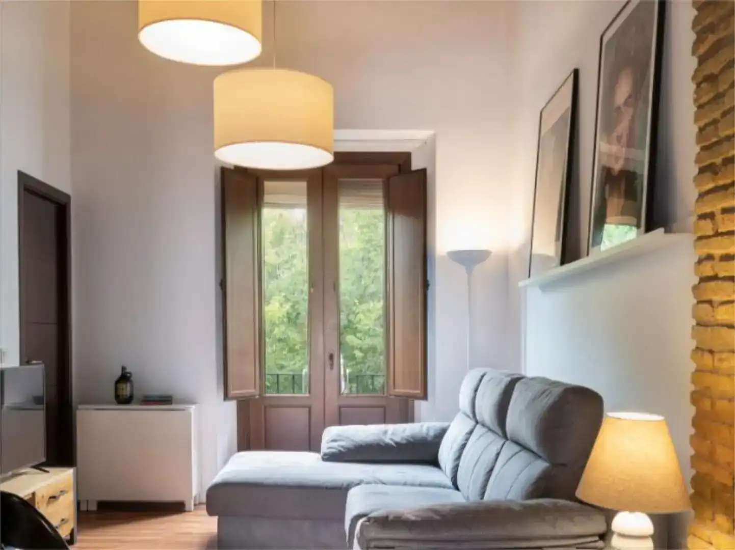 Living room of Flat for rent in  Sevilla Capital  with Balcony
