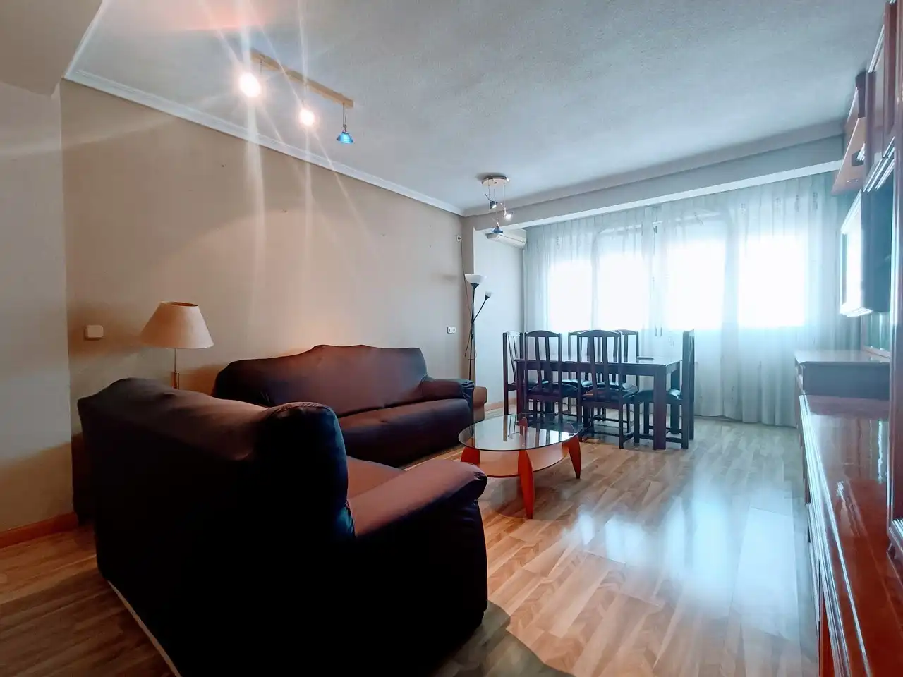 Sala de estar de Piso de alquiler en Madrid con Aire acondicionado, Calefacción y Amueblado