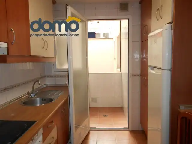 Flat for rent in Calle Emilia Pardo Bazán, Joaquina Eguaras