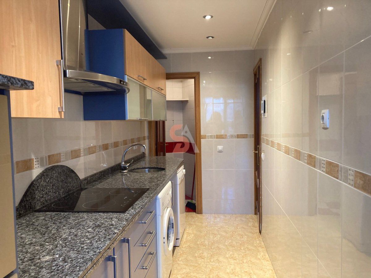 Cocina de Piso de alquiler en Valladolid Capital con Calefacción