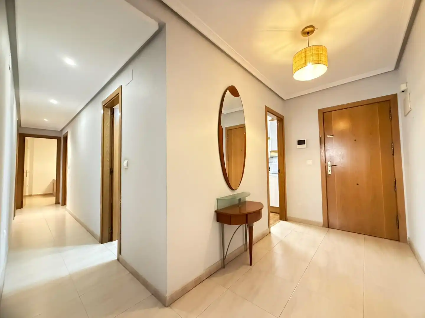 Piso de alquiler en Alicante / Alacant con Aire acondicionado, Amueblado y Piscina comunitaria