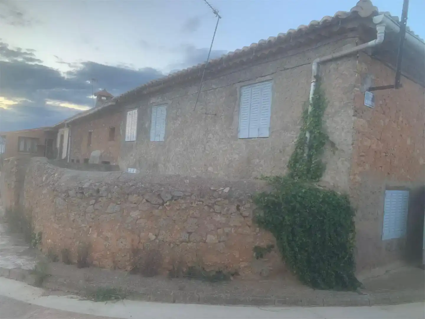 Vista exterior de Pis en venda en Prados Redondos amb Traster, Moblat i Balcó