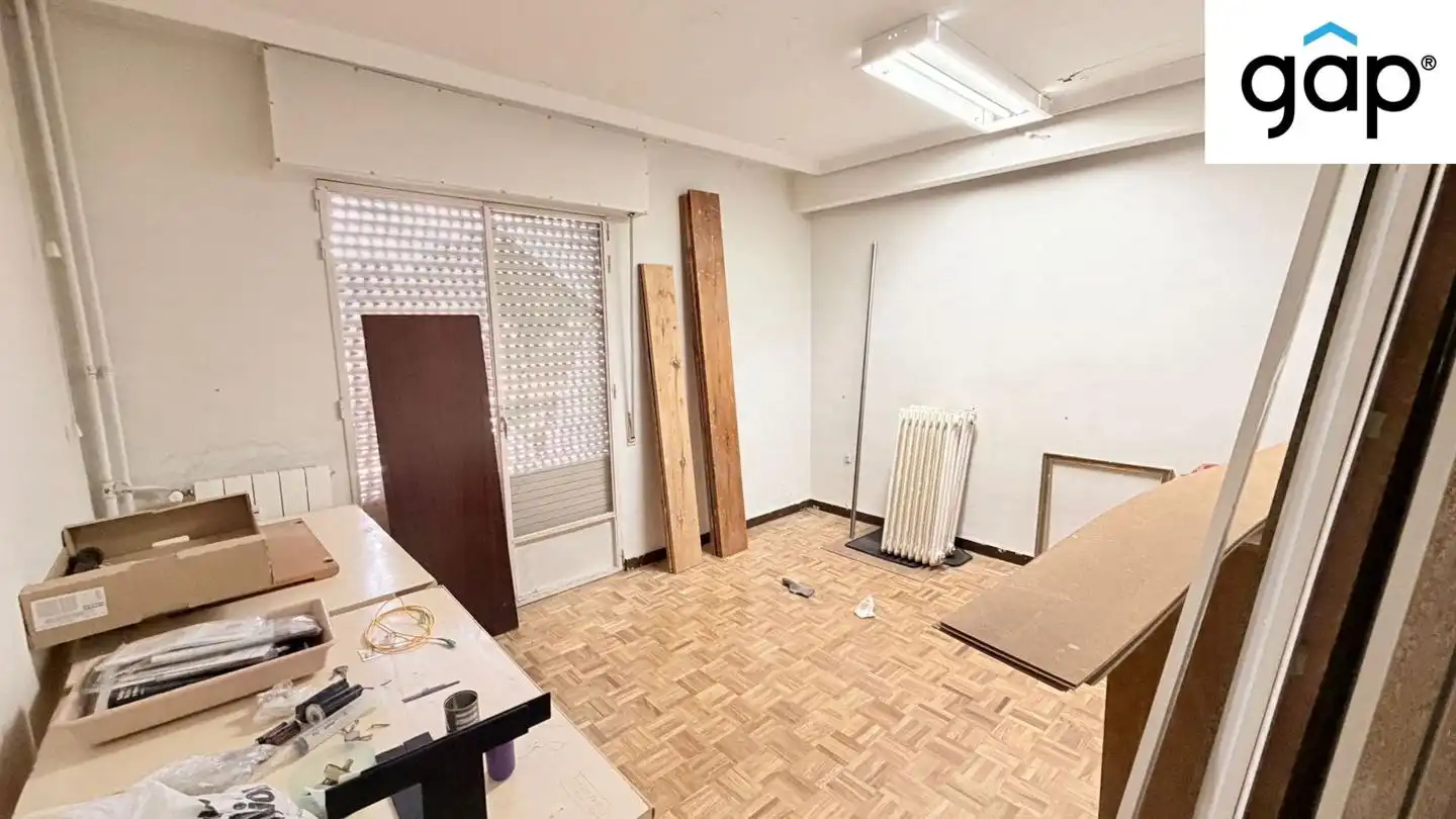Wohnung zum Verkauf in Cuenca mit Heizung, Terrasse und Balkon