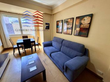 Flat with balcony to rent in Avenida LA HABANA