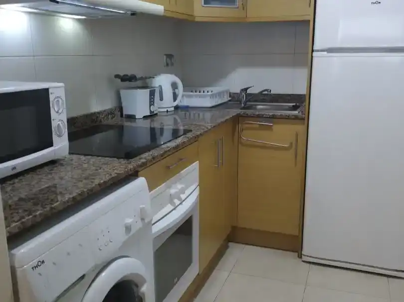 Cuina de Apartament en venda en Alicante / Alacant amb Aire condicionat, Piscina i Balcó
