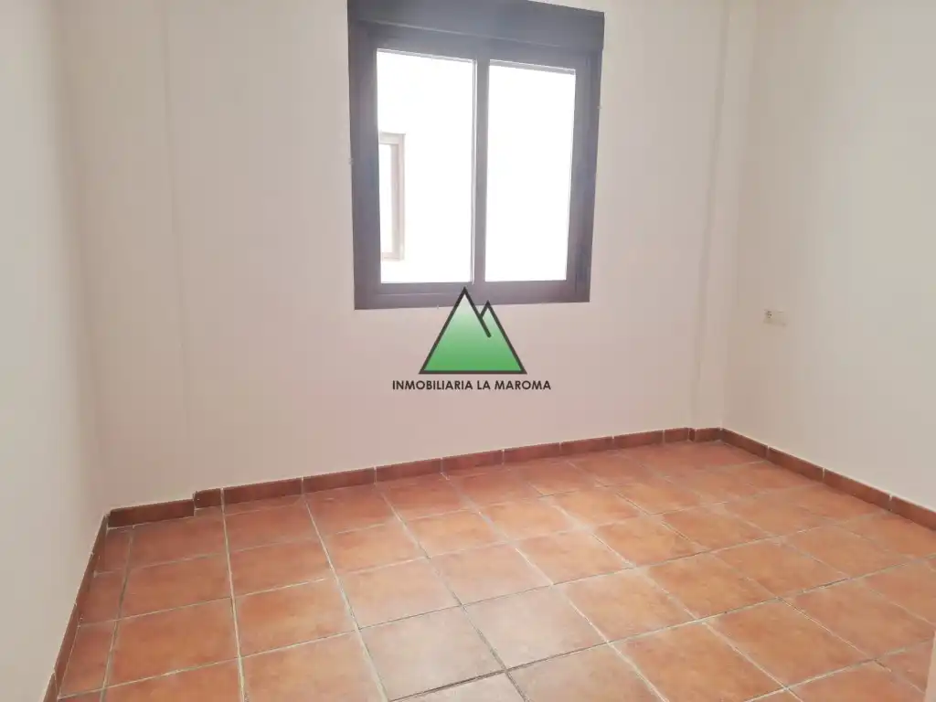 Dormitori de Apartament en venda en Alcaucín