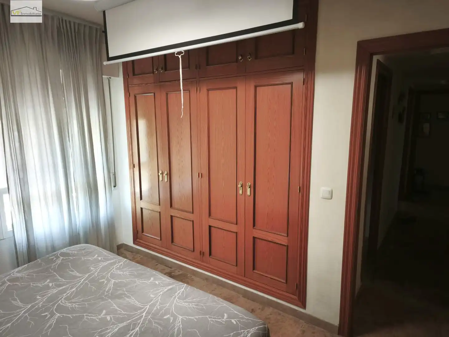 Habitación de Piso en venta en Málaga con Aire acondicionado, Terraza y Piscina comunitaria