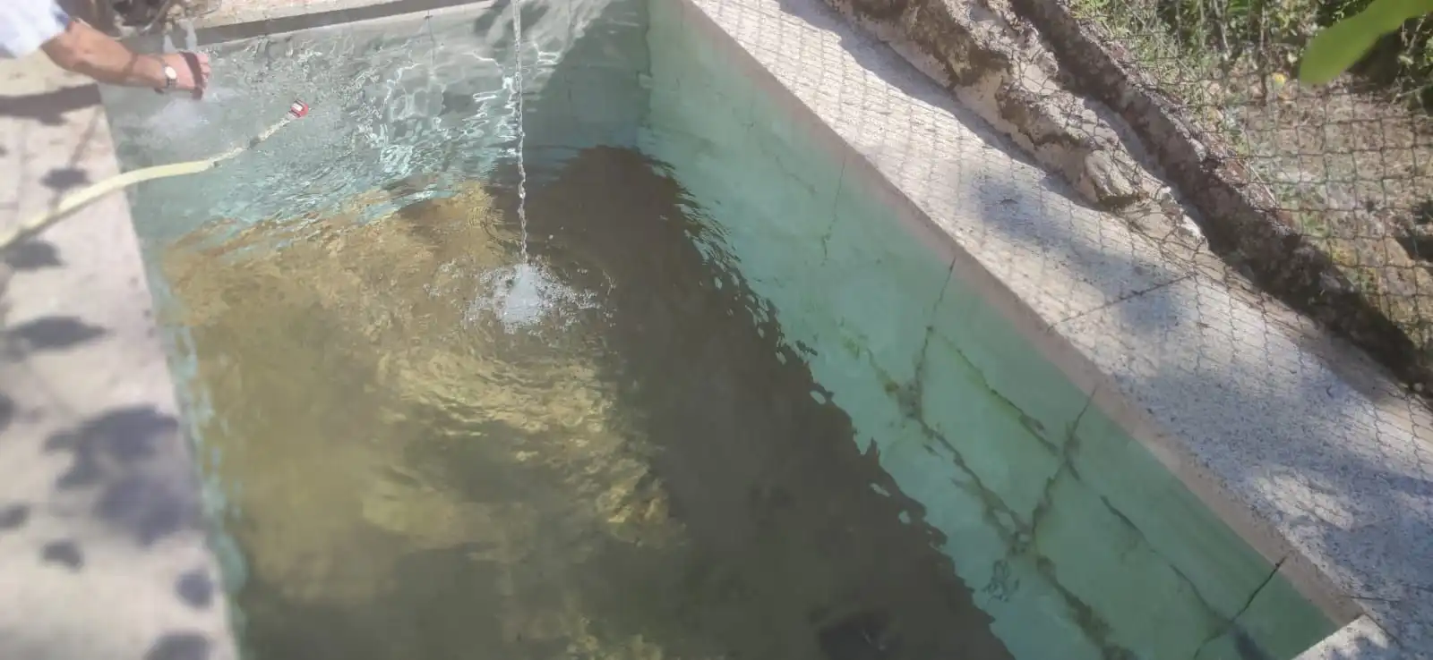Piscina de Casa o xalet en venda en Crecente amb Jardí privat i Moblat