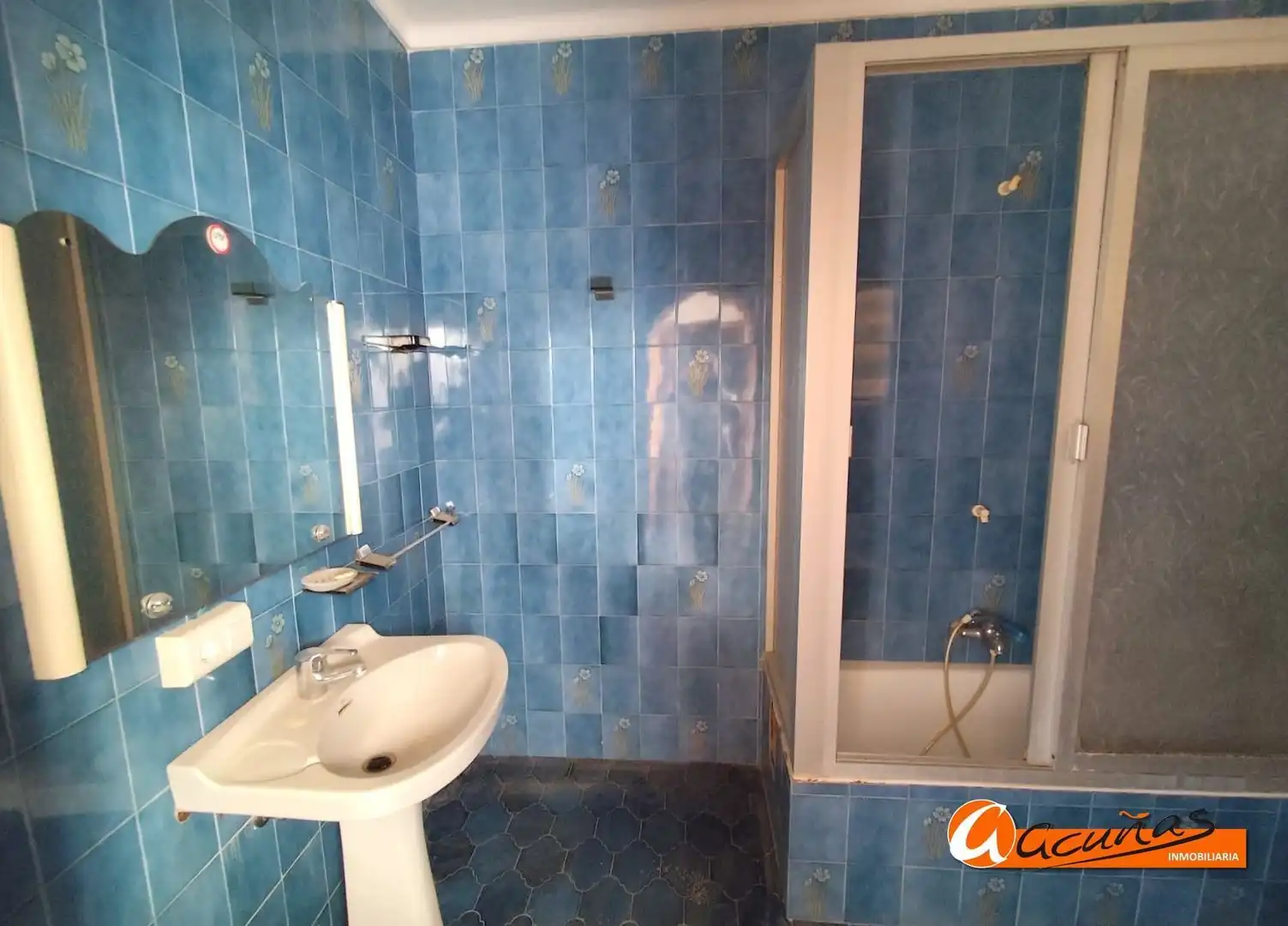 Casa adosada en venta en del Angel, Cuevas de San Marcos