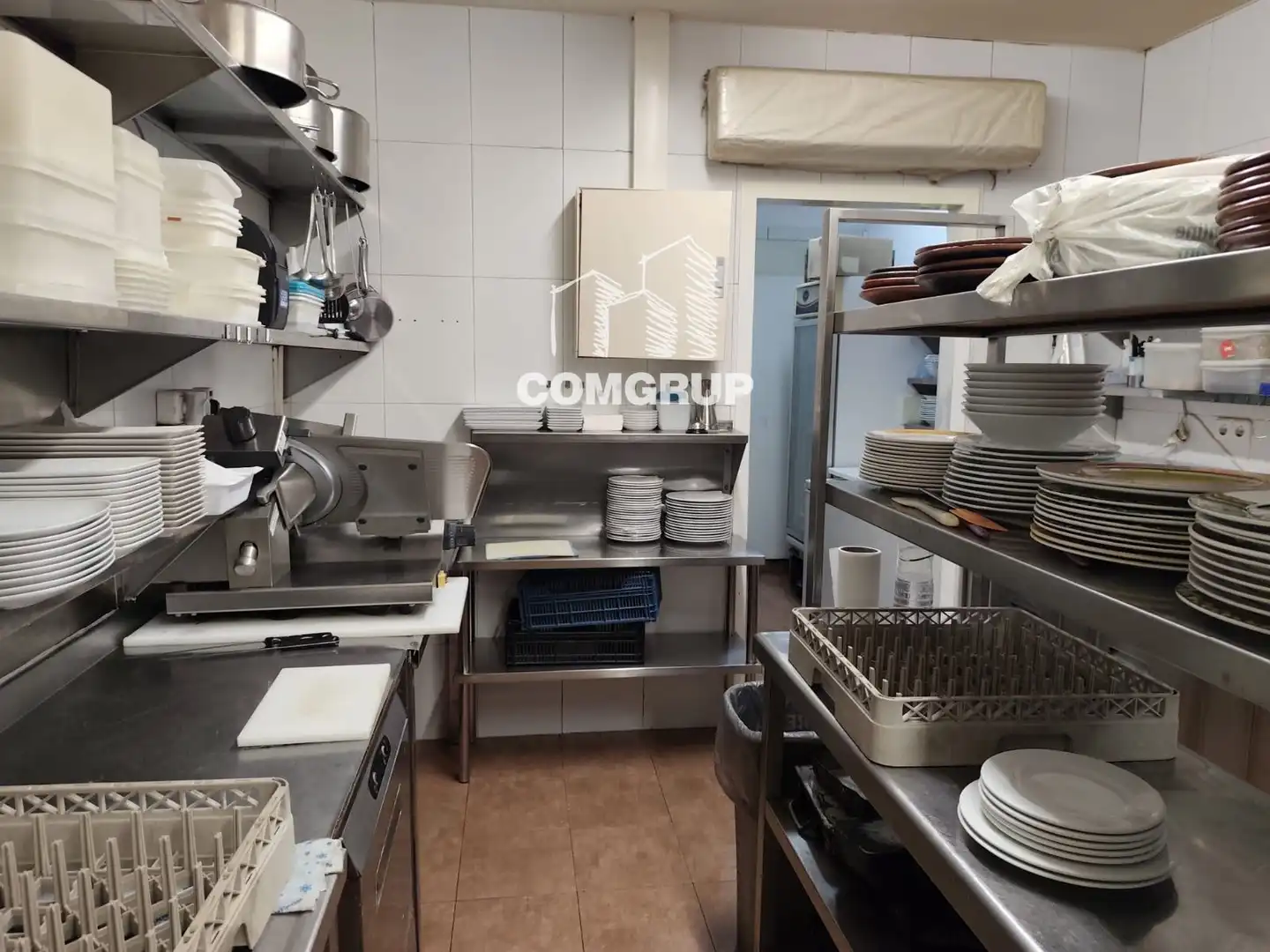 Kitchen of Commercial properties for transfer in Mataró  with Air Conditioner and Internet