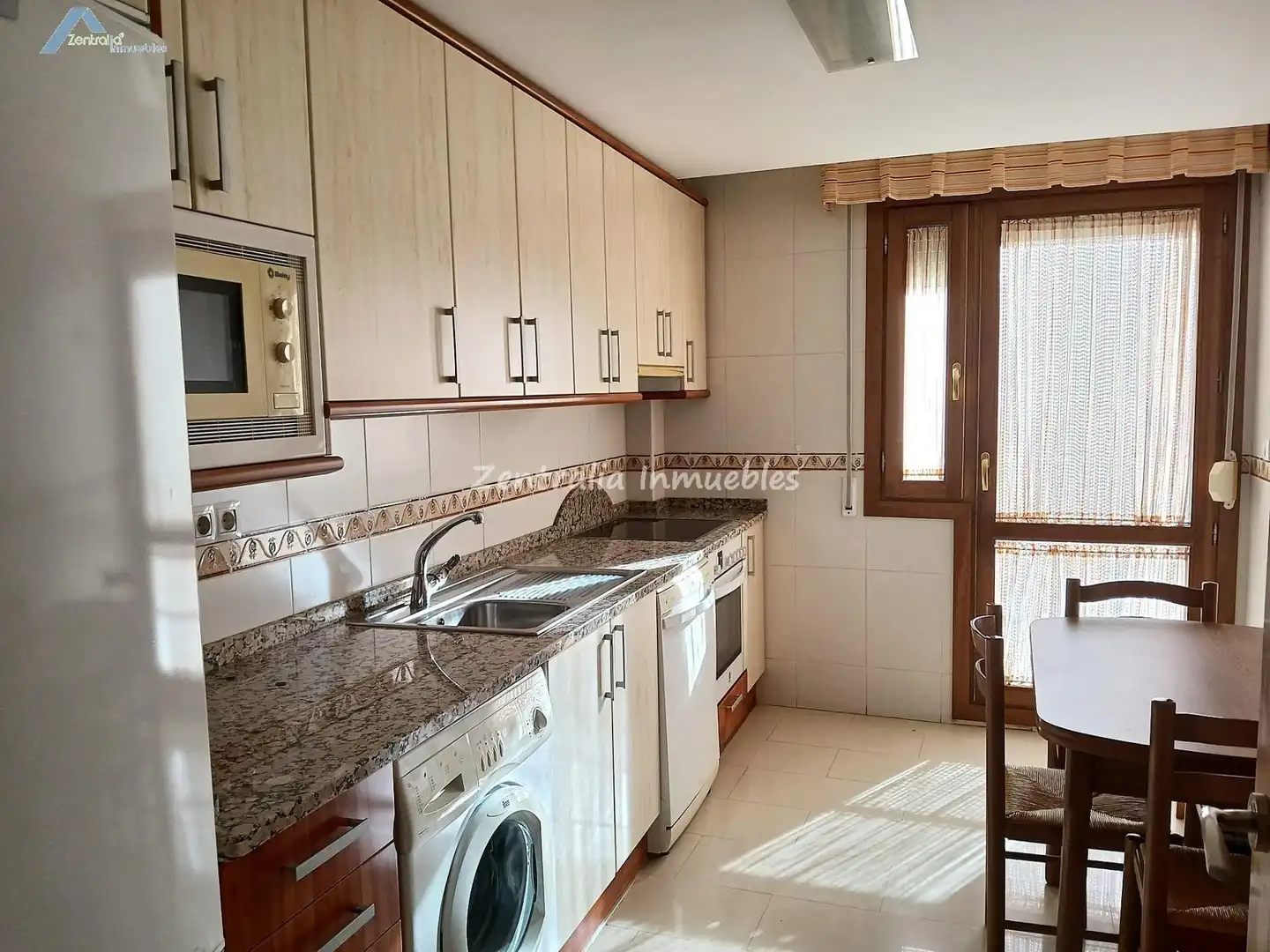 Cocina de Piso en venta en Pedrola con Calefacción, Terraza y Trastero