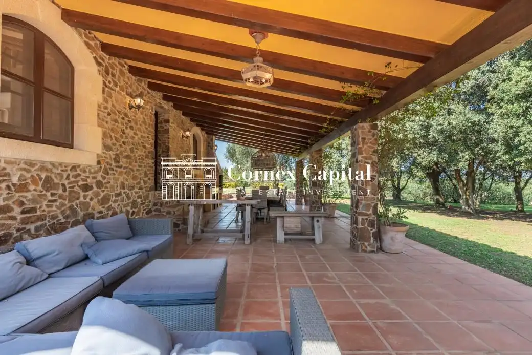 Terraza de Finca rústica de alquiler en Fontanilles con Aire acondicionado, Calefacción y Jardín privado