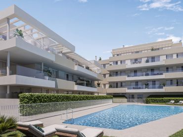 Baixos amb piscina en venda a Estepona Pueblo