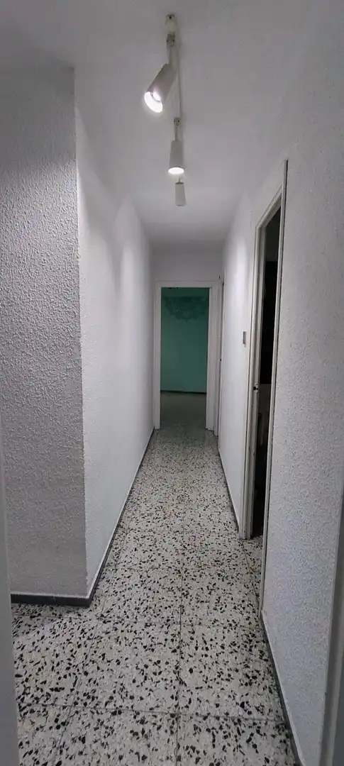 Piso en venta en Alicante / Alacant con Terraza y Balcón