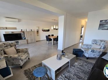 Appartement compact avec jardin à vendre à Sant Maurici
