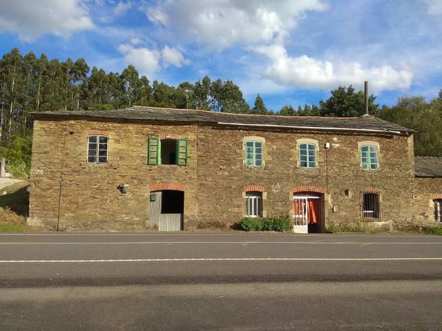 Casa-chalet en Venta en Castro de Rei