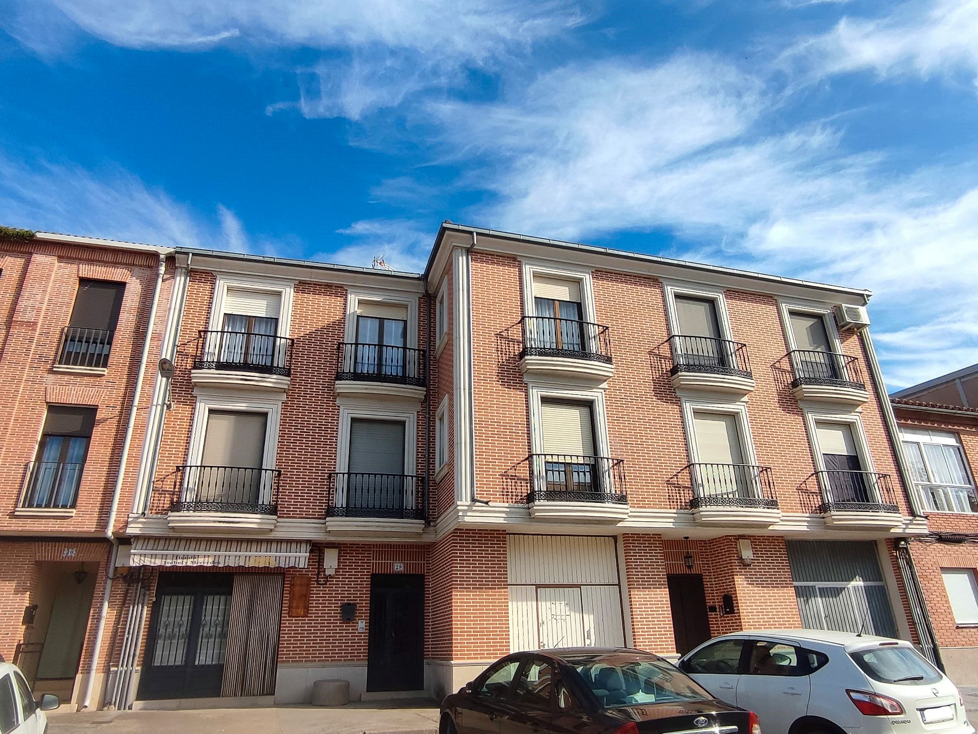Exterior view of Flat for sale in Carpio  with Heating, Terrace and Furnished