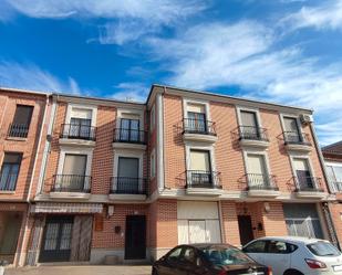 Exterior view of Flat for sale in Carpio  with Heating, Terrace and Furnished
