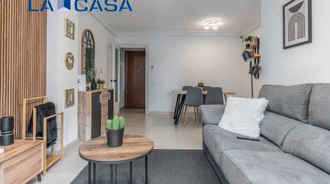 Foto 4 de Piso en venta en Zofio,  Madrid Capital