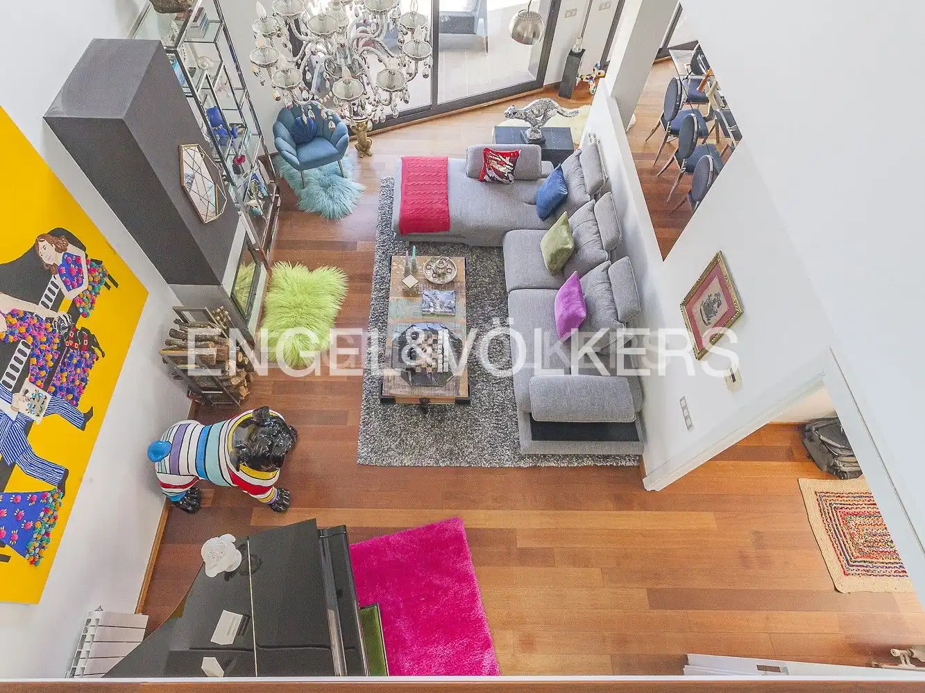 Sala d'estar de Casa o xalet en venda en Sant Cugat del Vallès amb Calefacció, Jardí privat i Parquet