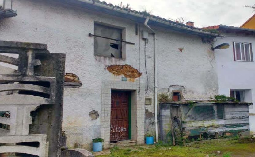 Außenansicht von Residential zum verkauf in Torrelavega 