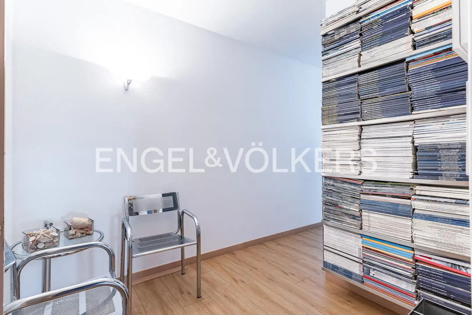 Piso en venta en Barcelona con Calefacción y Parquet