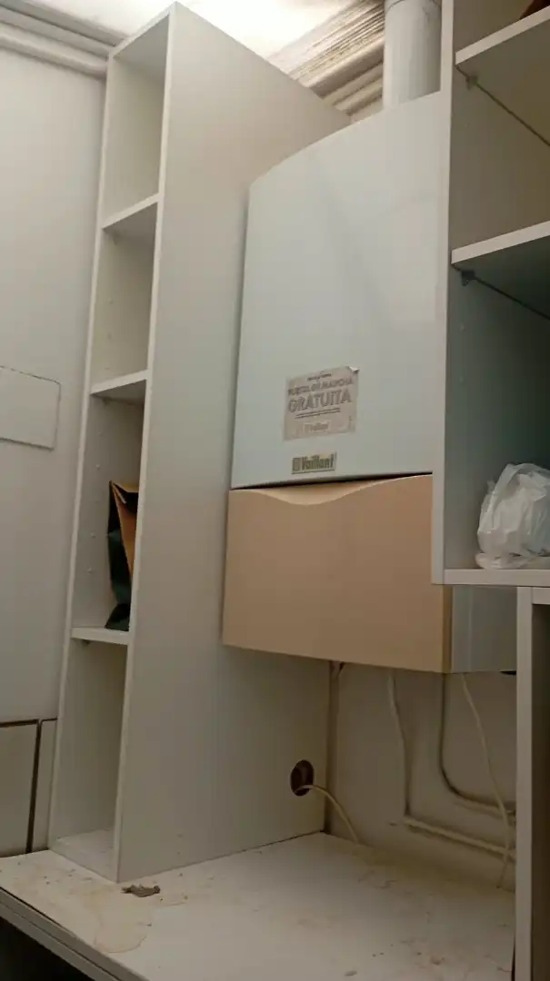 Flat for sale in Calle de Gascón de Gotor, imagen 5