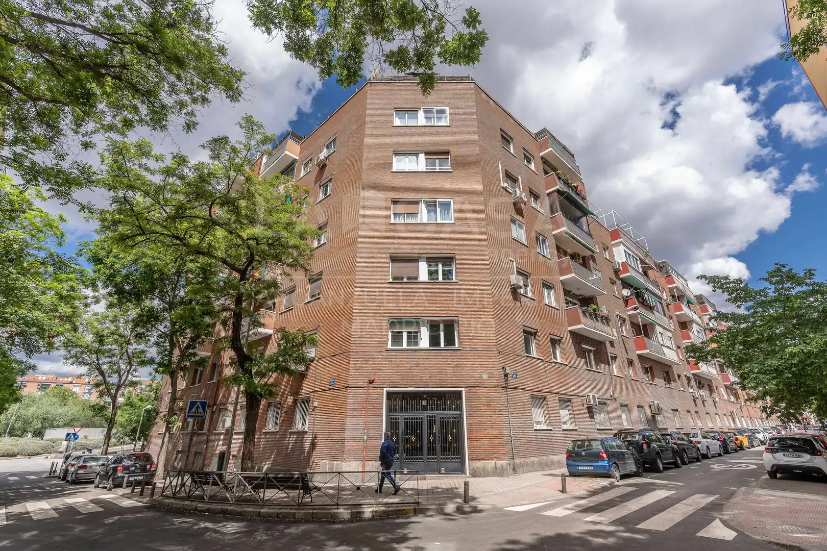 Exterior view of Flat for sale in Madrid  with Heating, Terrace and Storage room