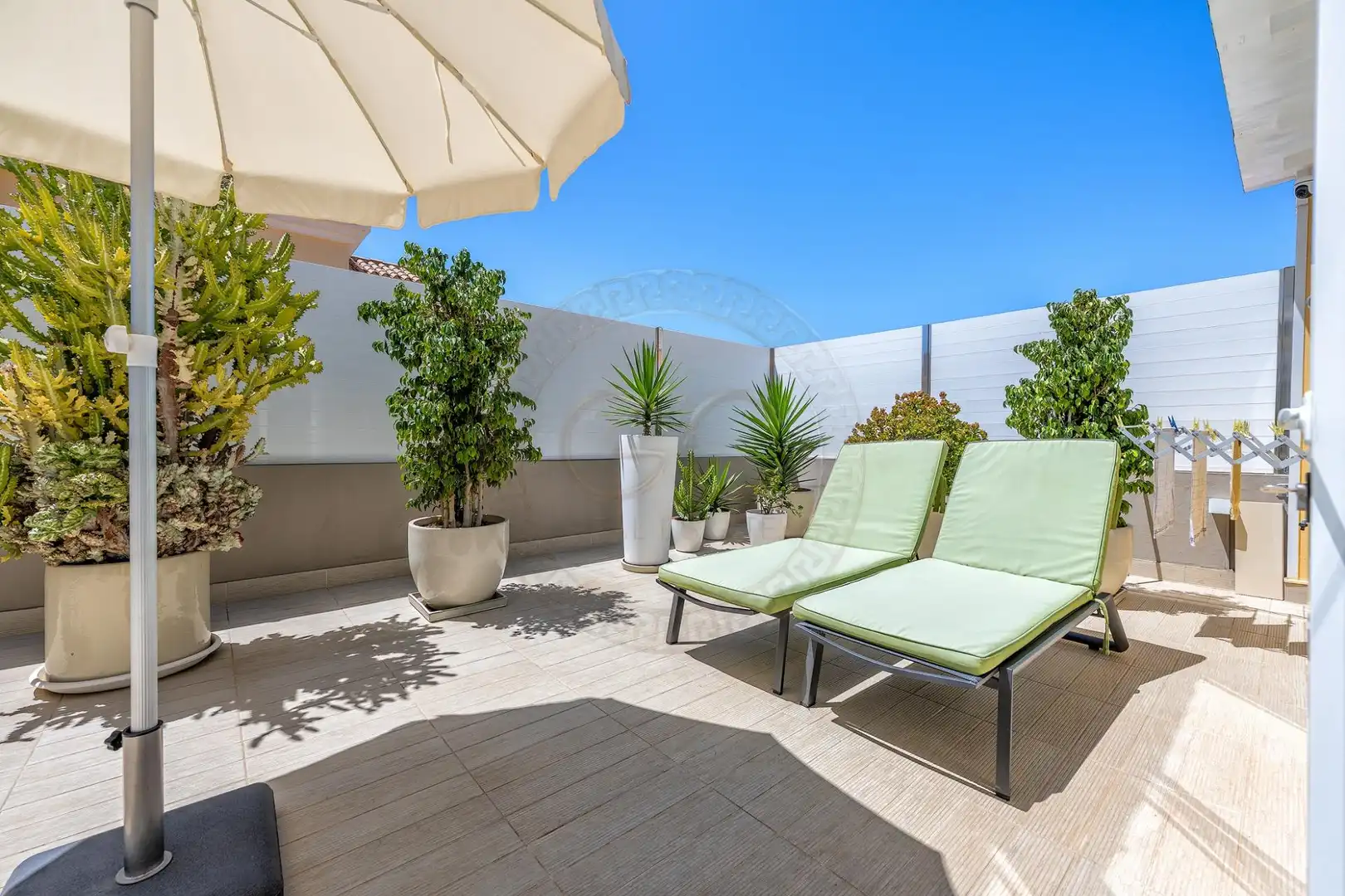 Terraza de Casa adosada en venta en San Bartolomé de Tirajana con Aire acondicionado, Jardín privado y Terraza