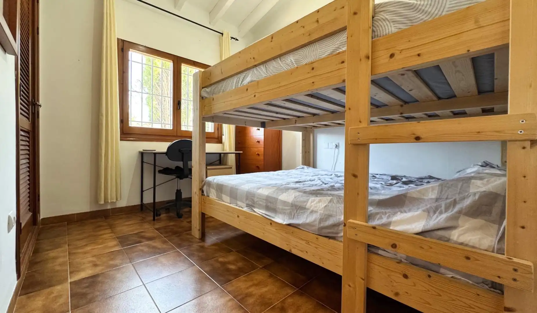Bedroom of Houses for sale in Pego  with Community pool
