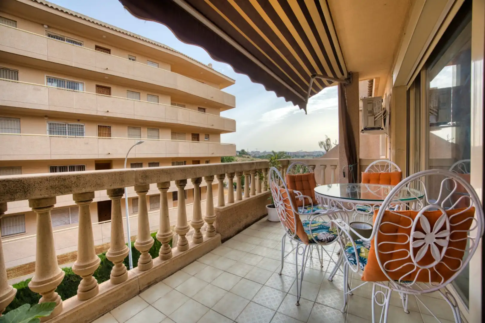 Terraza de Piso en venta en El Campello con Aire acondicionado, Calefacción y Jardín privado