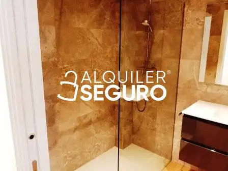 Bathroom of Flat for rent in Vitoria - Gasteiz  with Heating, Storage room and Furnished