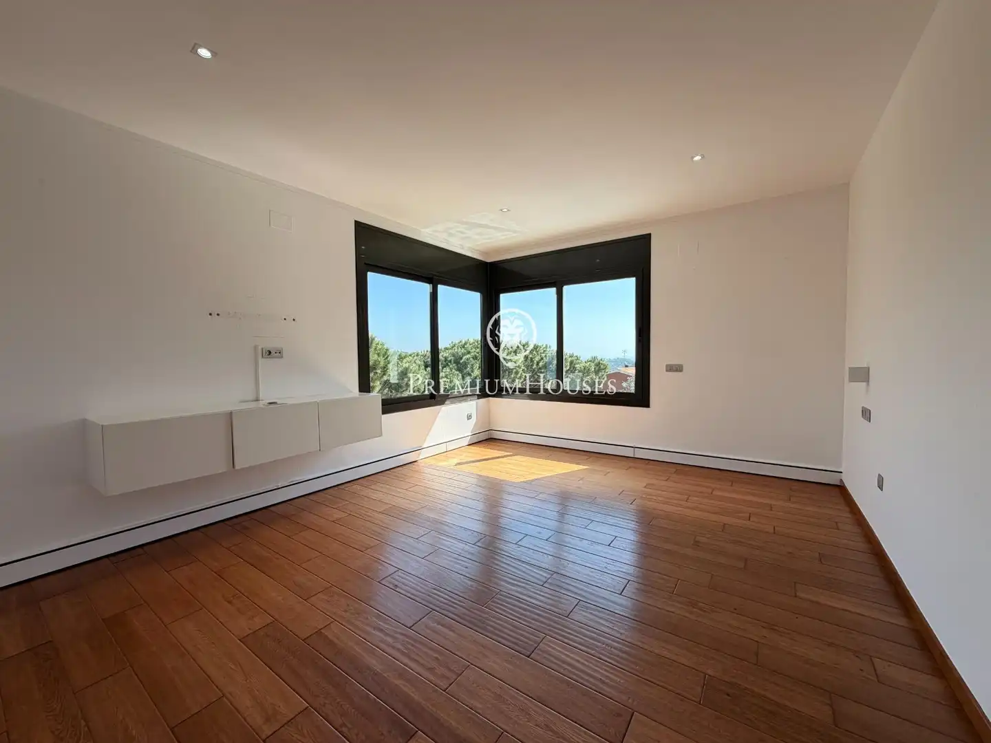 Exterior view of Houses for sale in Sant Andreu de Llavaneres  with Heating, Private garden and Parquet flooring