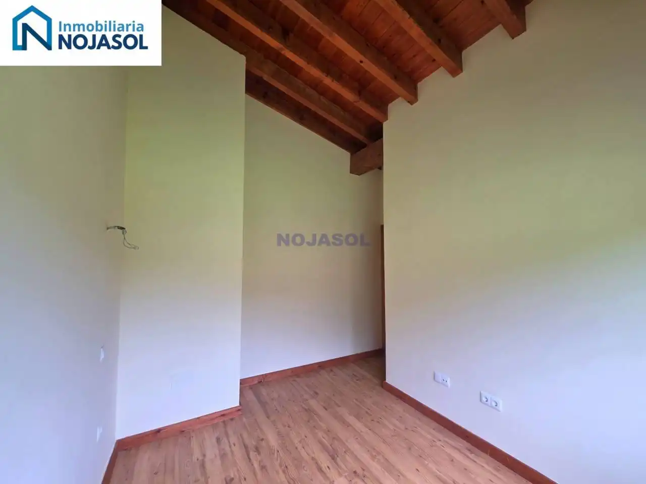 Habitación de Apartamento en venta en Vega de Liébana con Calefacción, Jardín privado y Parquet