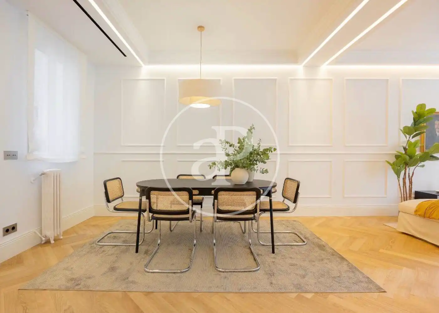 Dining room of Flat for sale in Madrid  with Air Conditioner, Heating and Storage room