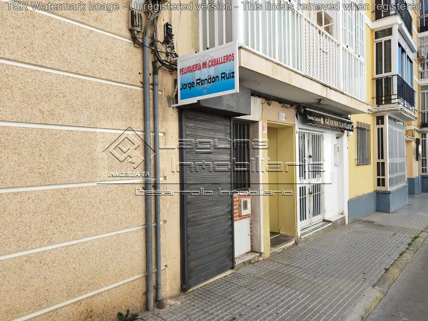 Locale commerciale in vendita a El Cristo - Cayetano Roldán