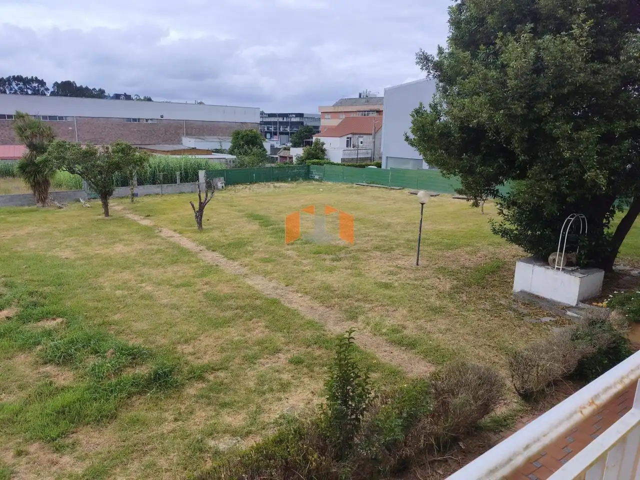 Houses for sale in Vigo   with Heating, Private garden and Parquet flooring