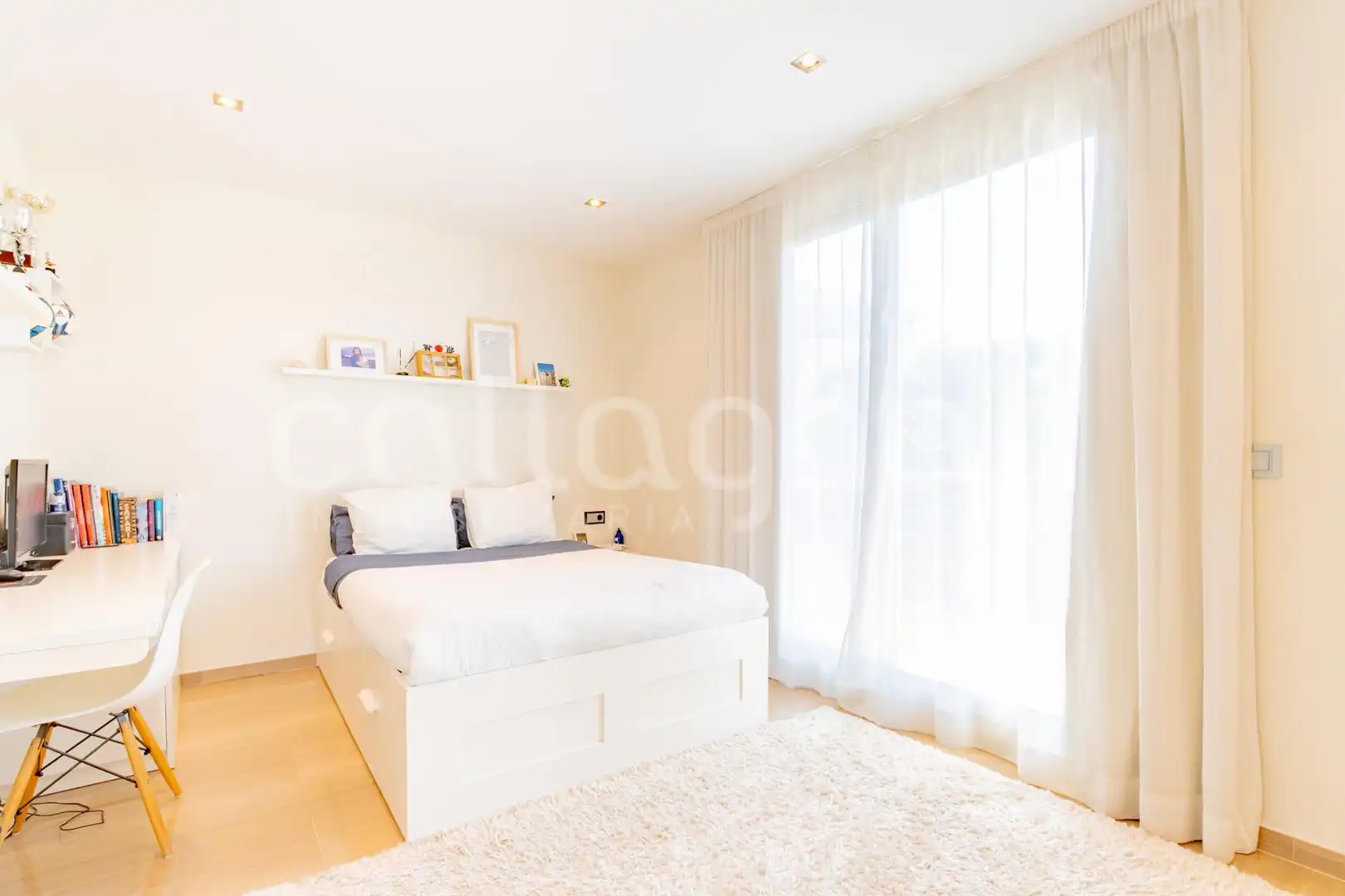 Habitación de Casa o chalet en venta en Chiva con Aire acondicionado, Calefacción y Jardín privado