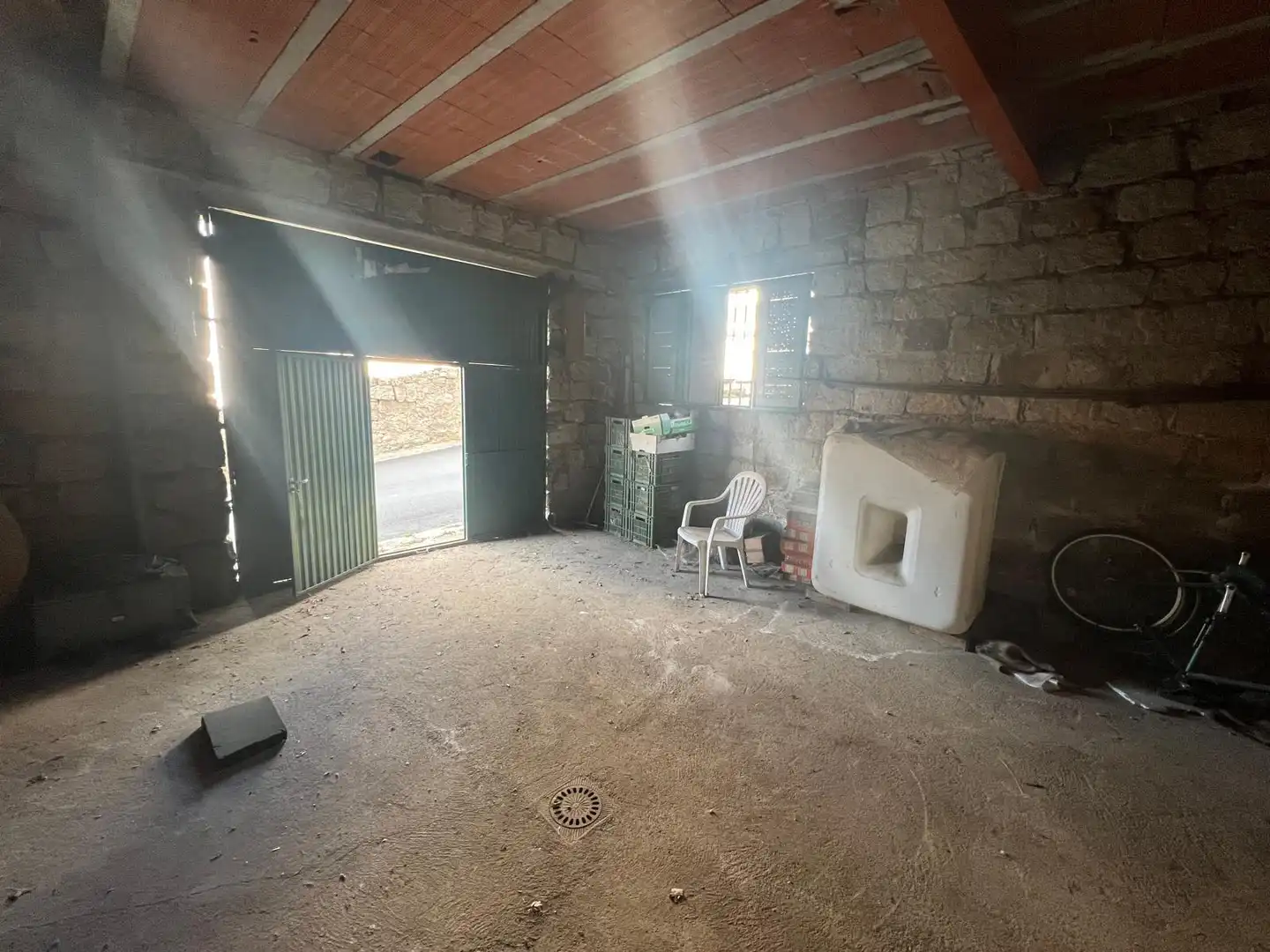 Casa adosada en venta en Burgohondo con Terraza