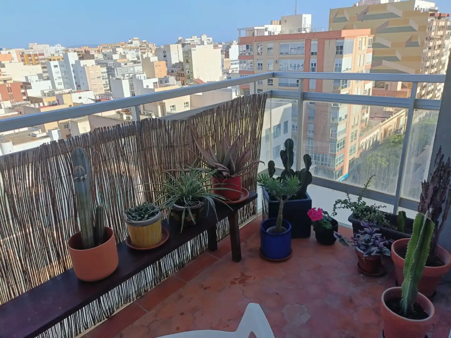 Terraza de Piso de alquiler en Almería con Aire acondicionado y Amueblado