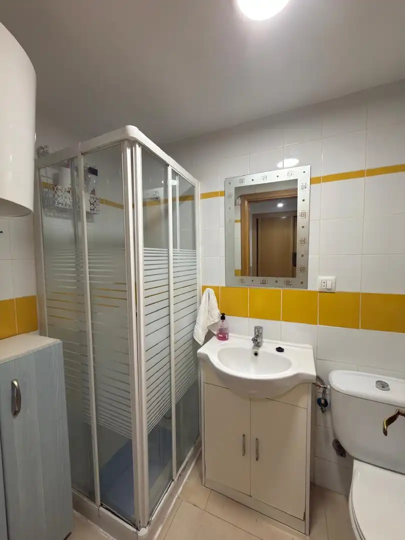 Badezimmer von Wohnung zum Verkauf in Benalmádena mit Klimaanlage und Gemeinschaftspool