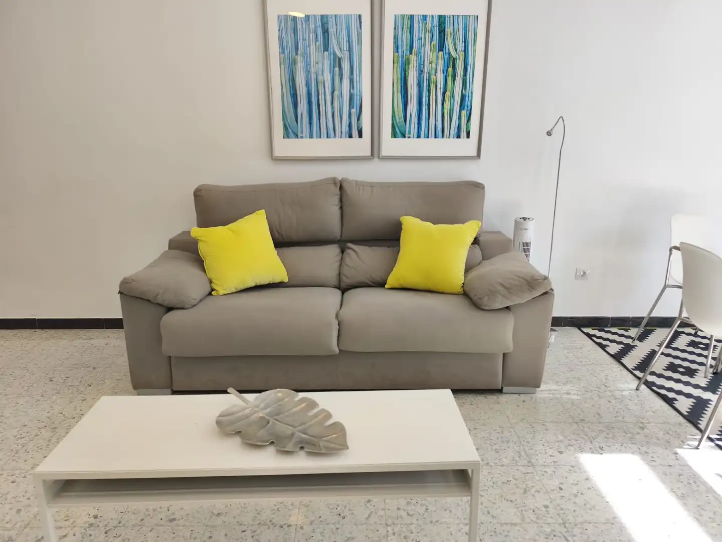 Wohnung zur Miete in Calle Puccini, Ciudad Jardín
