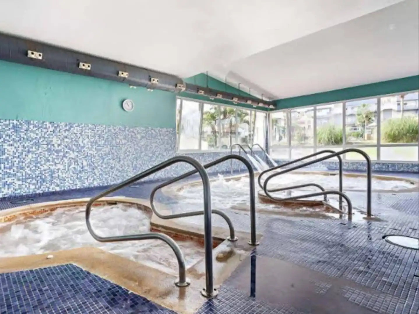 Piscina de Pis en venda en El Ejido amb Aire condicionat i Terrassa