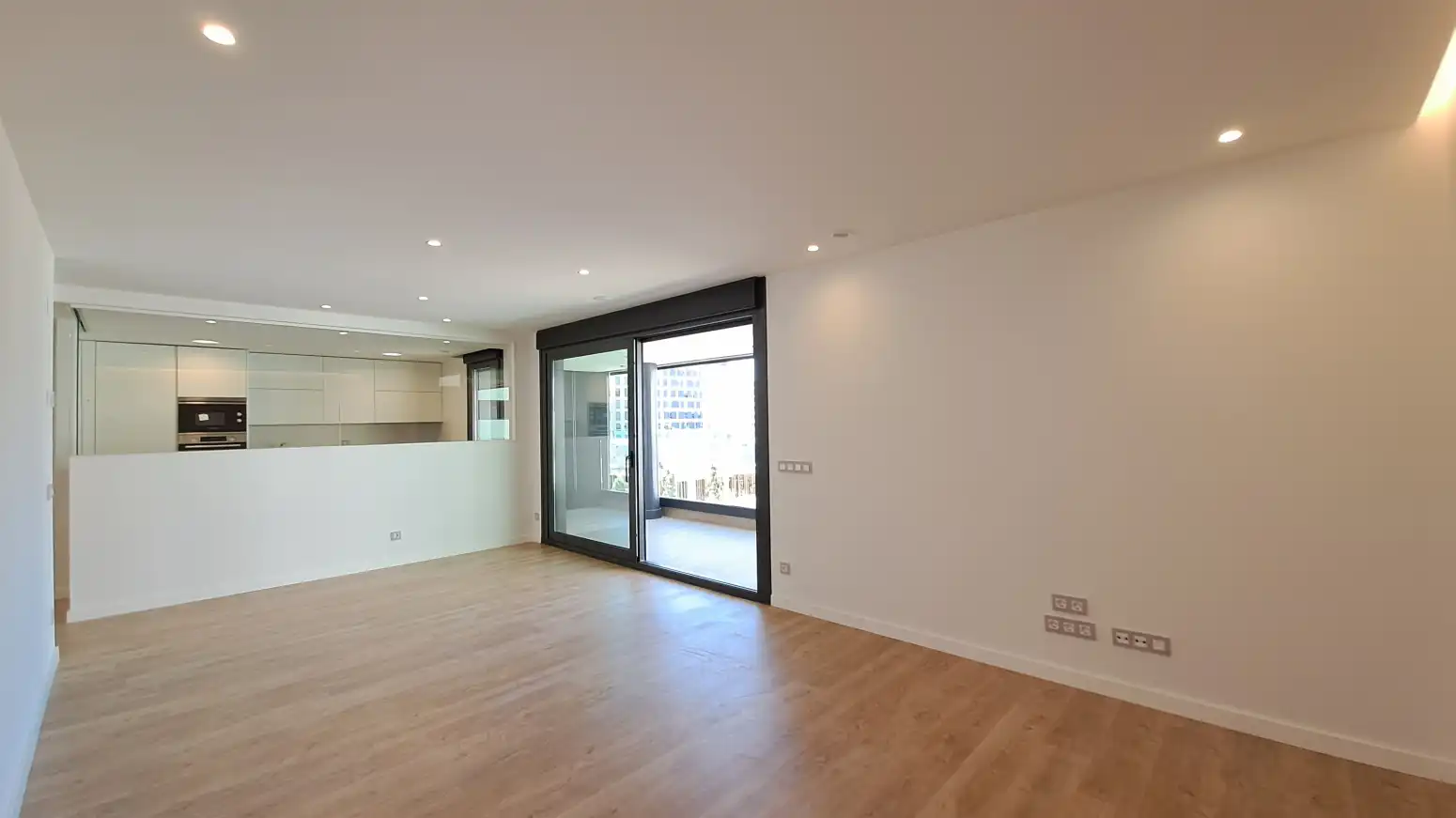 Sala d'estar de Pis de lloguer en  Pamplona / Iruña amb Calefacció i Terrassa