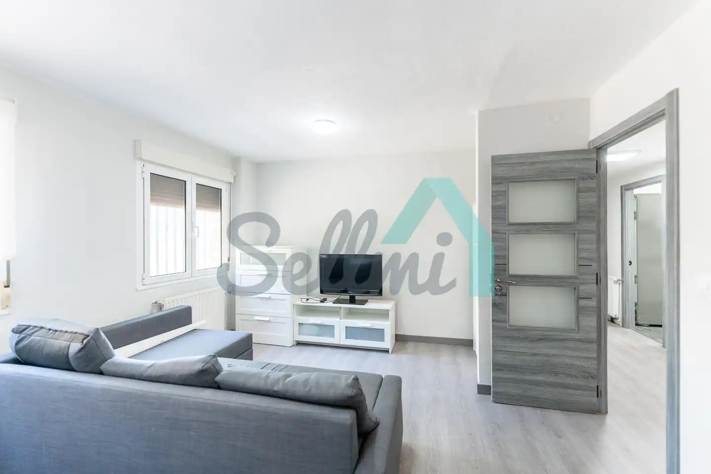 Sala de estar de Planta baja para compartir en Oviedo  con Calefacción, Amueblado y Internet