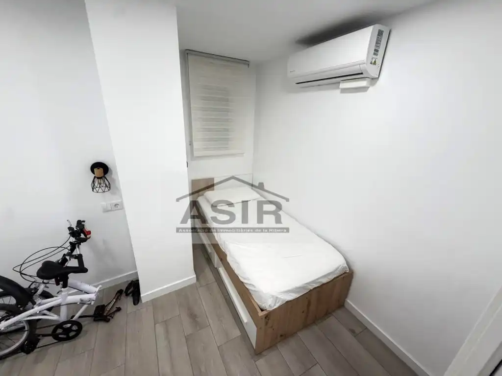 Habitación de Piso en venta en Alzira con Aire acondicionado